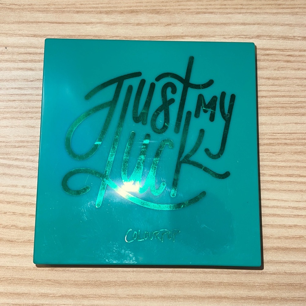 Colourpop eyeshadow palette